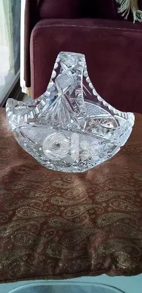 سلة كريستال للضيافة