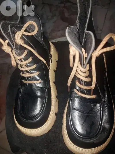 للبيع بوط نسائي