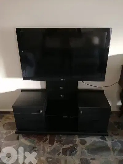 Sony bravia 46 inch with stand