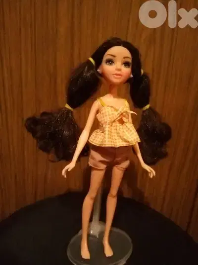 MCKEYLA MCLYSTER PROJECT MC2 CORE MGA wearing Cute Great doll=23$