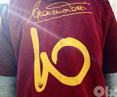 Roma totti signed printing retirement special edition nike jersey ٢٠١٧