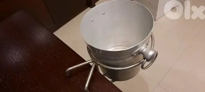 Ice bucket Ice bucket