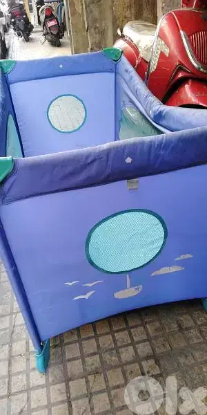 تخت شيكو  ب ٢٥ $
