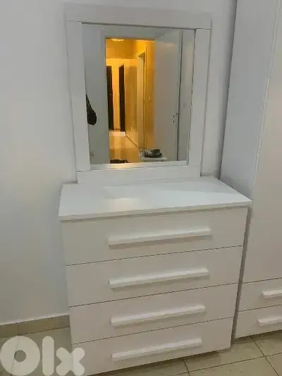 شفنيرة مع مرايا 80 سم