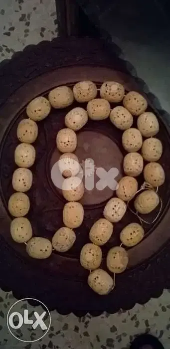 مسبحة عضم حفر صيني سعرها 250$