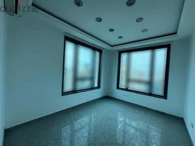 Office for rent in Jdeideh مكتب للإيجار على طريق جديدة