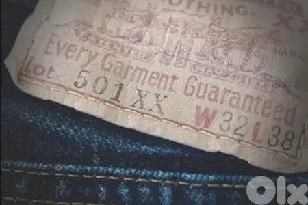 original Levi's jeans size 501 XX  W32 L38