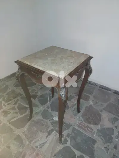 antique square table