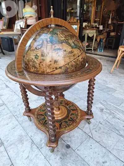 globe bar Italy طاولة بار كرة ارضية رائعة جدا شغل فني مميز
