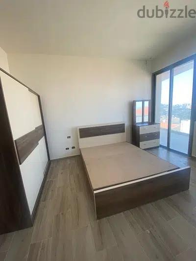 Bed closet