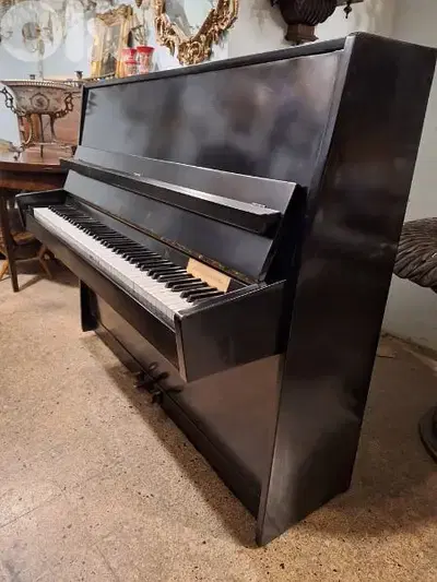 piano like new 3 pedal tuning warranty amazing price
