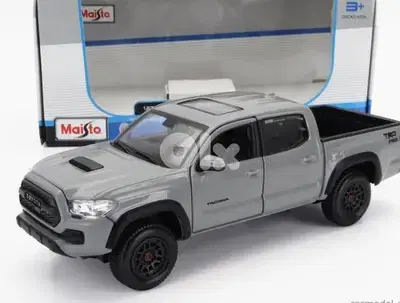 Toyota Tacoma Pickup 2021 diecast car model 1:24.