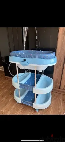 Changing table + bath