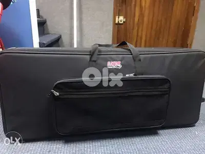 gator keyboard semi rigid case with wheels