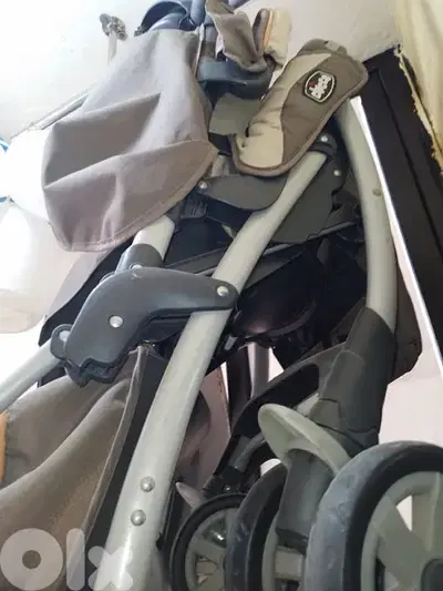 عرباية chicco