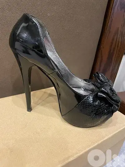 Sandale for occasions
