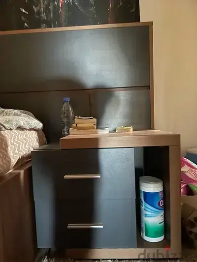 غرفة نوم للبيع