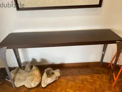Front desk table
