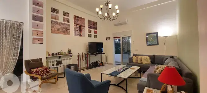 Apartment for sale in Furn El Chebbak شقة  للبيع بفرن الشباك