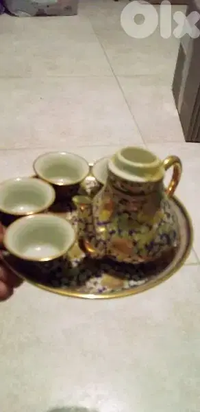 porcelaine tea set