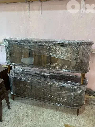طاولة Tv عرض 150 سم ملبسة قشرة افركيه