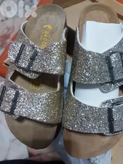 للبيع مشايه نسائيه