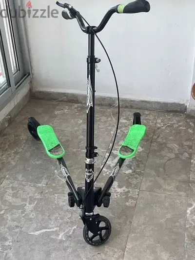 Scooter wiggle
