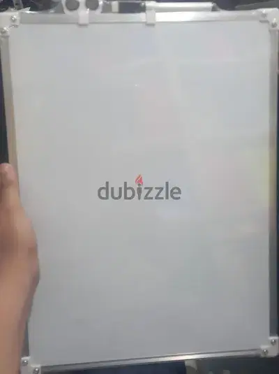 MAGNETIC WHITEBOARD