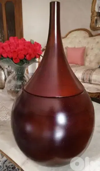Wooden decoration jar