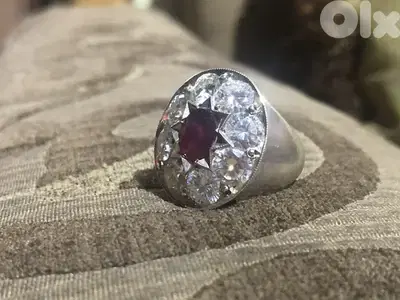 خاتم فضه و ٨ حجار موزانايت روسي لأصلي و حبت ياقوت فريقي  ring silver