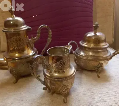 Silver-ware  de luxe