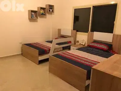 تختين مفرد و نص مدعوم جنبو تفصيل جديد من المعمل