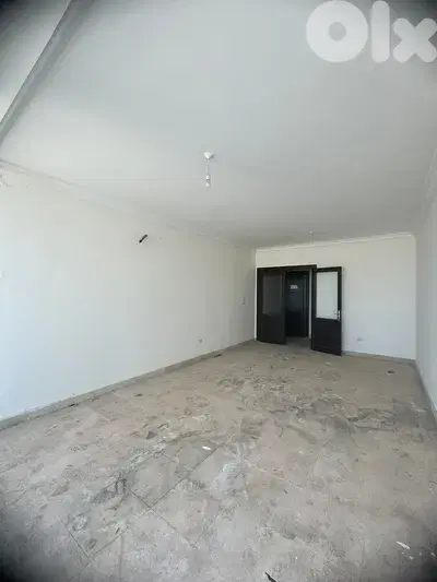AIN EL MRAISSEH PRIME + PARTIAL SEA VIEW (200SQ) 3 BEDROOMS , (AM-204)