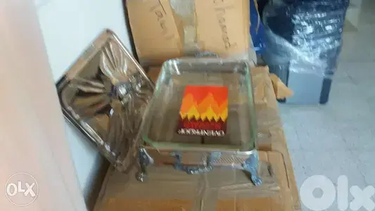 Pyrex avec support et couvercle en argent