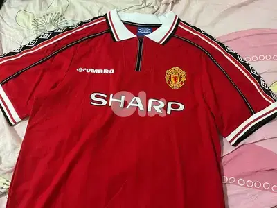 Manchester United 2000 umbro home historic special edition jersey