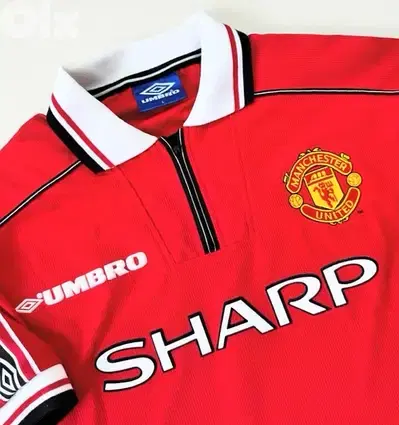 Manchester United 1999 Home Umbro jersey