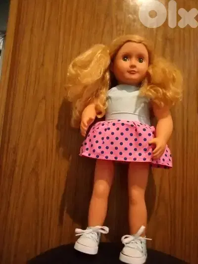 AUDREY ANN - OUR GENERETION from BATTAT Great As new doll +Converse=30