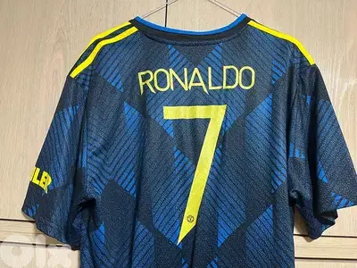Ronaldo 7 21/2022 Manchester United kit adidas kit