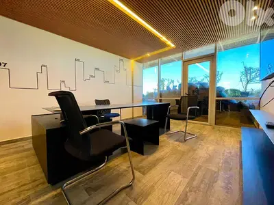 RAO26-4951 Furnished 200m office for rent in Sin l Fil, $ 3700 cash