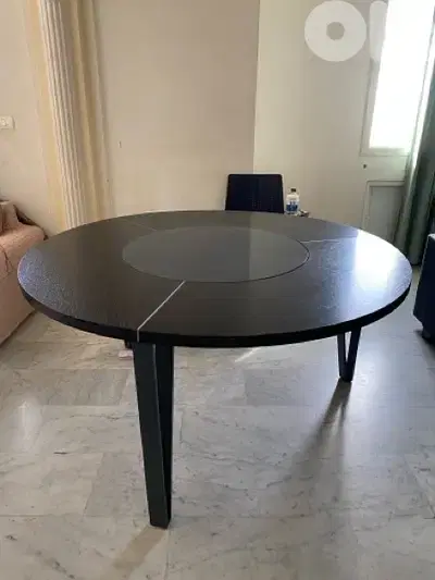 rounded table