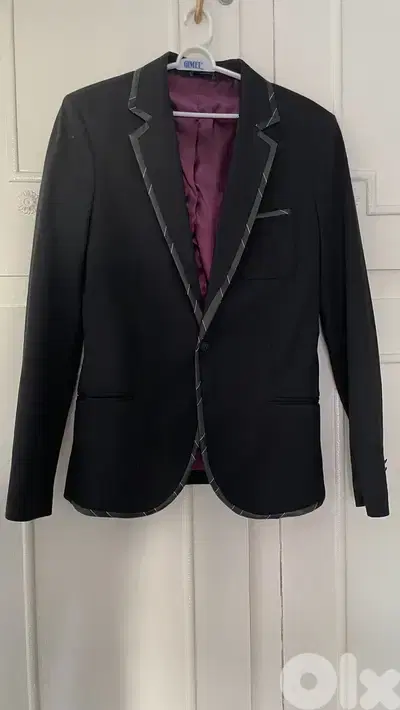 Zara size 46 (M)