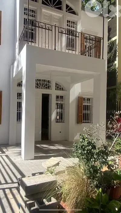 Authentic stand alone villa for wellness or creative concept