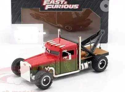 Peterbilt Truck (Movie Hobbs and Shaw)diecast car model 1;:24.