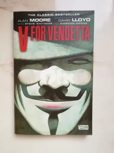 V for Vendetta Vertigo DC Comics Graphic Novel . Alan Moore David Llo