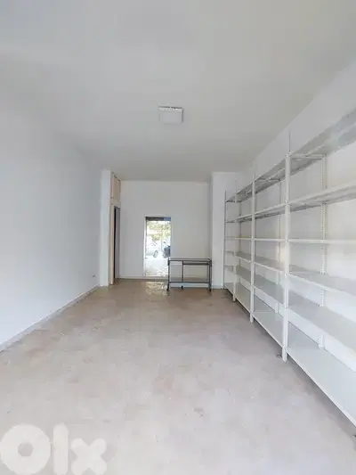 28 SQM Prime Location Shop in Atchaneh, Metn