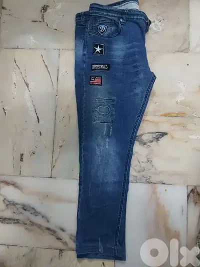 للبيع بنطلون جينز رجالي