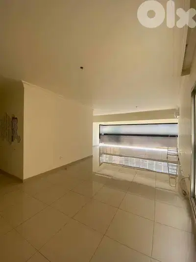 SPACIOUS APARTMENT IN AIN EL TINEH PRIME / SEA VIEW (200SQ) , (AM-135)