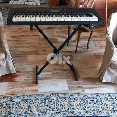CASIO  CTK  1200 Keyboard  + New Stand