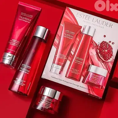 Estée Lauder Pomegranate Overnight Radiance Skin Collection
