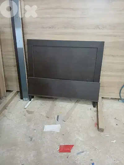 تخت مفرد ونص 120 سم